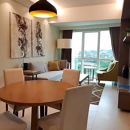Comfysuites 2Br At Padgett Place Near Ayala Mall