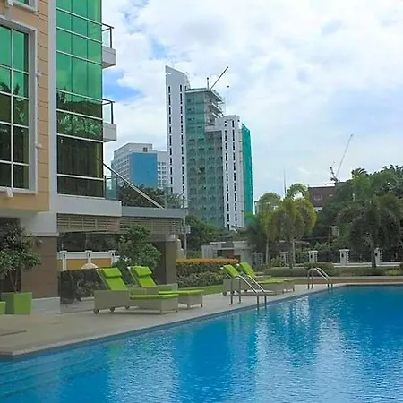 Comfysuites 2Br At Padgett Place Near Ayala Mall