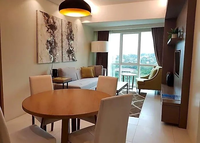 Comfysuites 2br At Padgett Place Near Ayala Mall Cebu